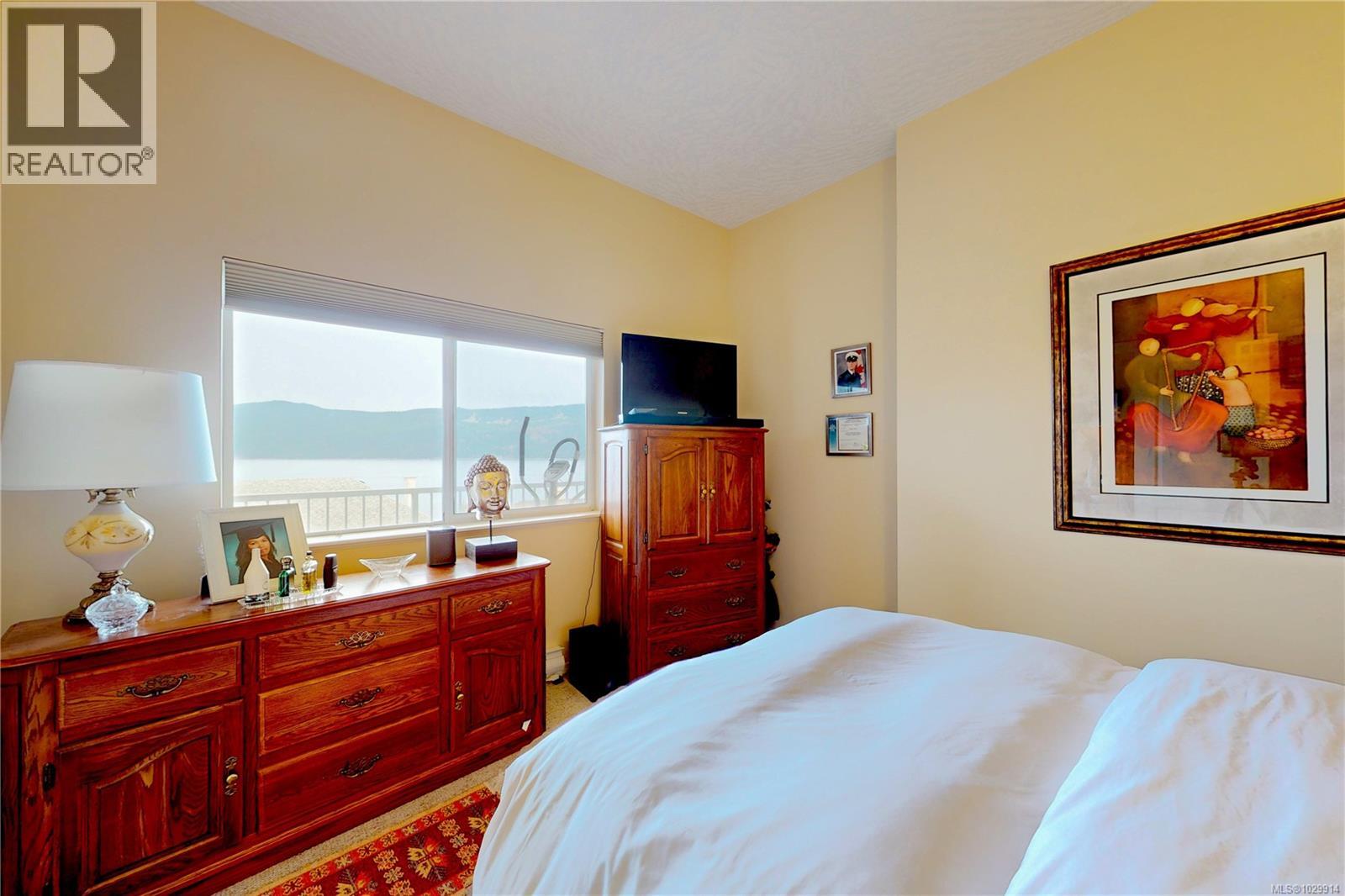 488 Seaview Way - 34
