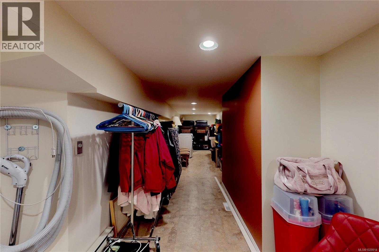 488 Seaview Way - 42