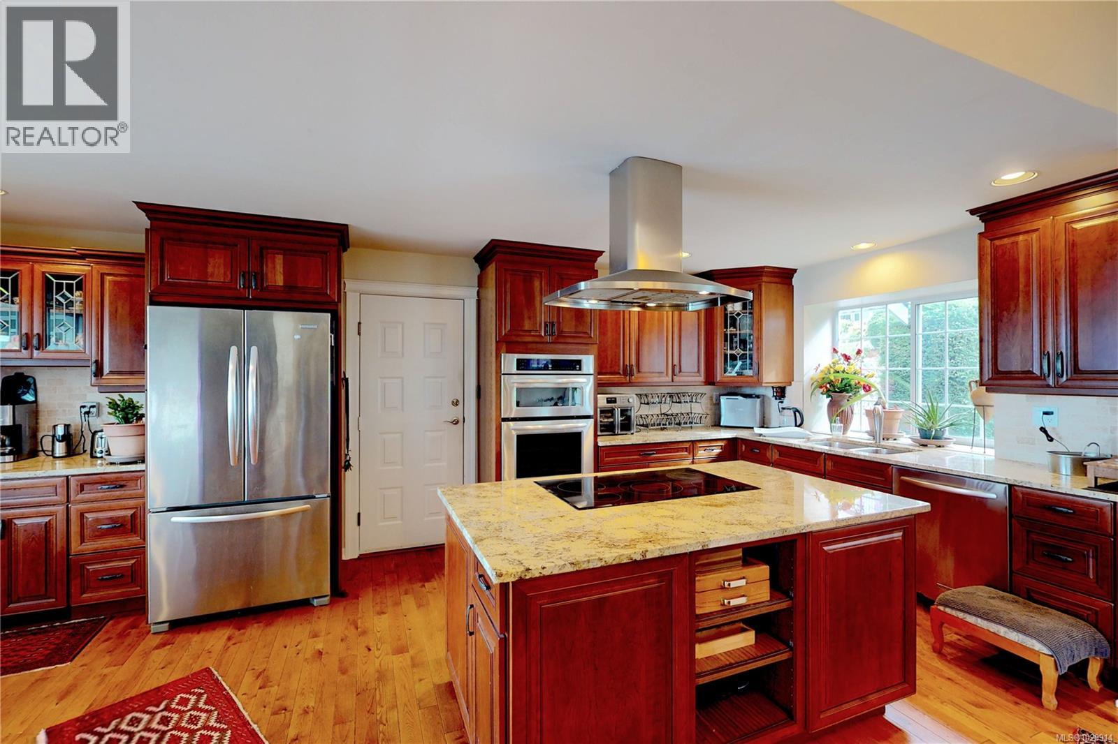 488 Seaview Way - 6