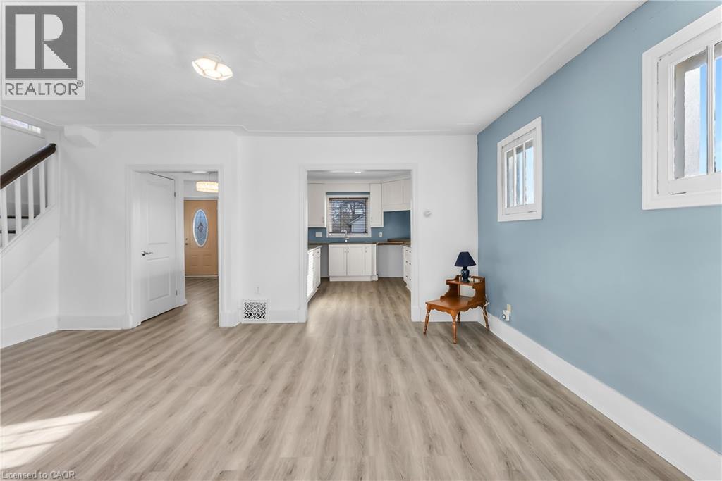 5932 CARLTON AVENUE - 6
