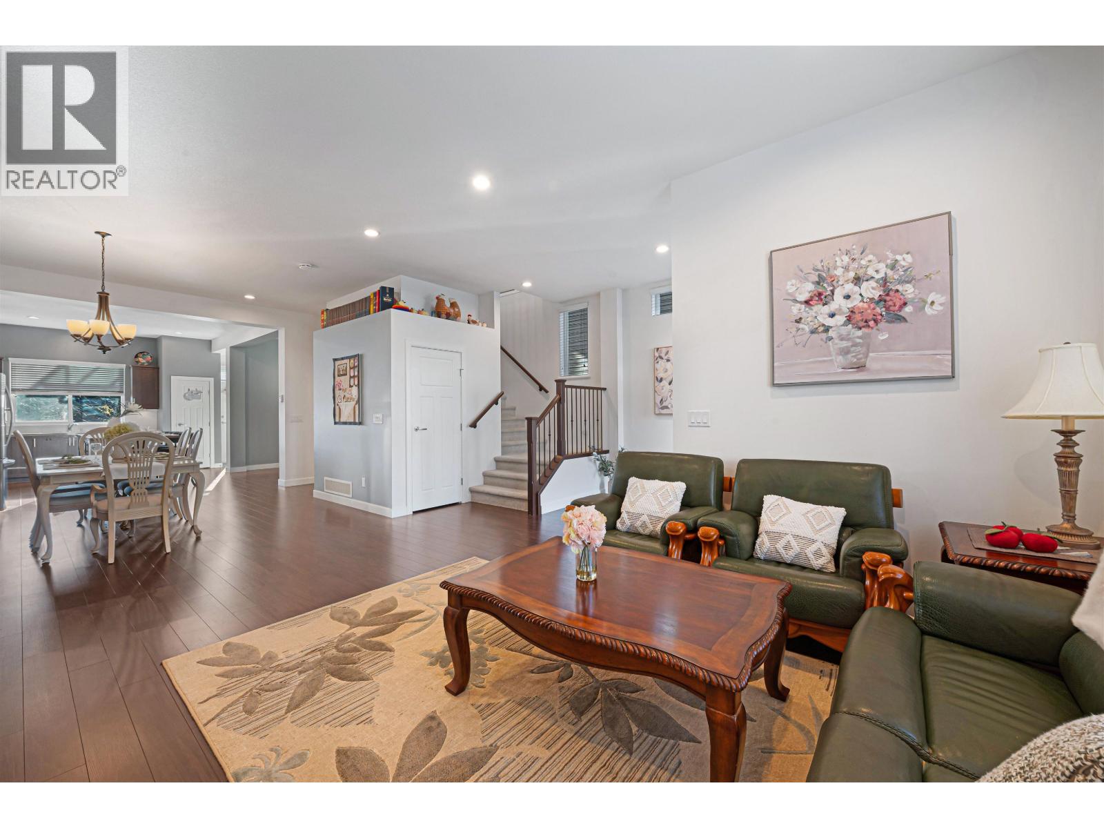 3376 WATKINS Avenue - photo 2