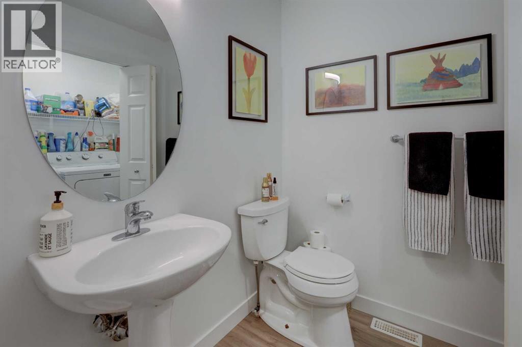 Single Family House for Sale in  Royal Crest Point NW Royal Oak Calgary 