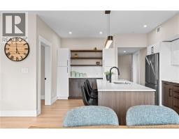 1030 Melanson Unit# F, photo 22
