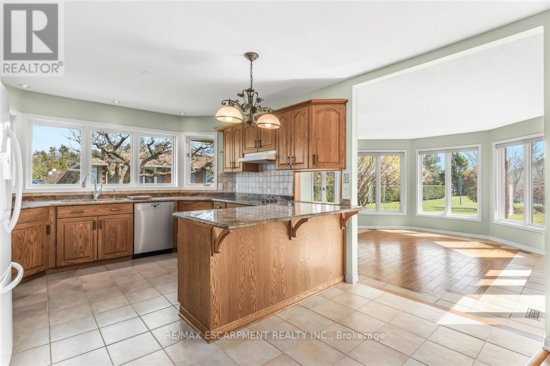 3503 LAKESHORE ROAD - 16