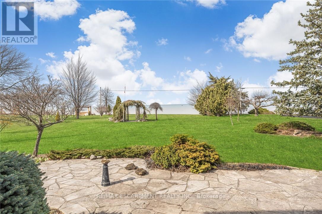 3503 LAKESHORE ROAD - 40