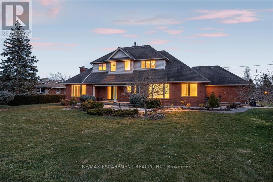 3503 LAKESHORE ROAD - 7