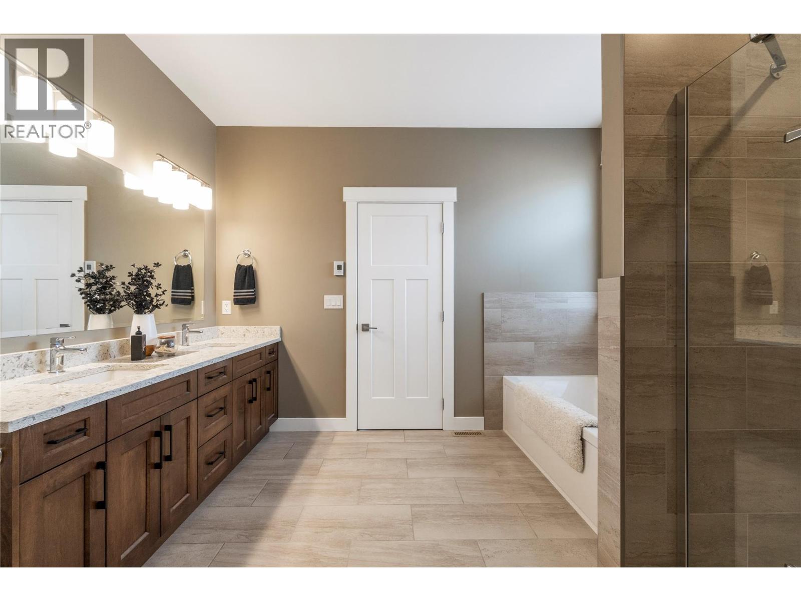  1281 24 Street Southeast, Salmon Arm