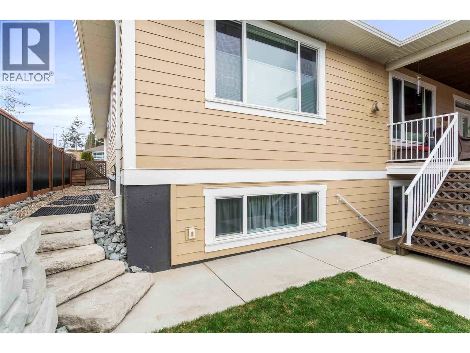  1281 24 Street Southeast, Salmon Arm