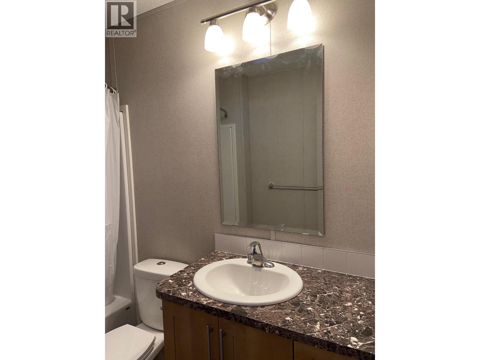 891 MONTE VISTA Drive Unit# 8, Rossland