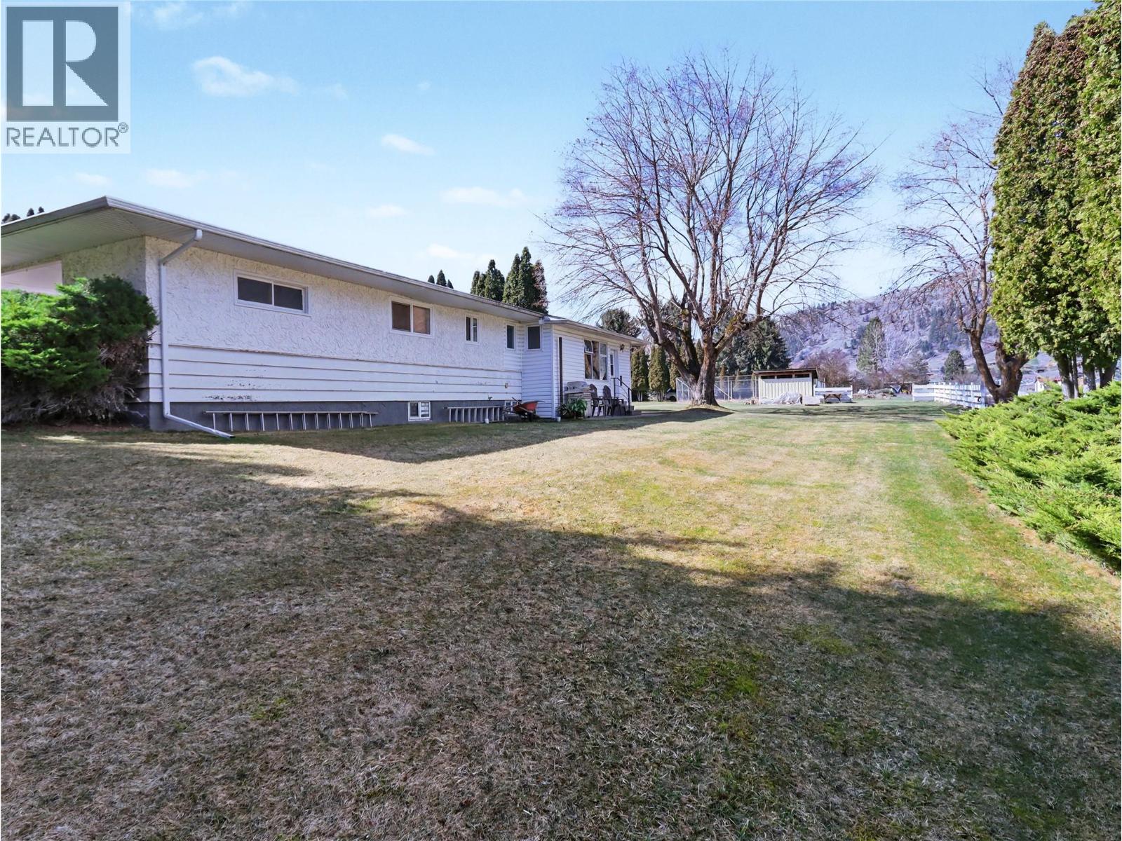 4065 Canning Road, Grand Forks