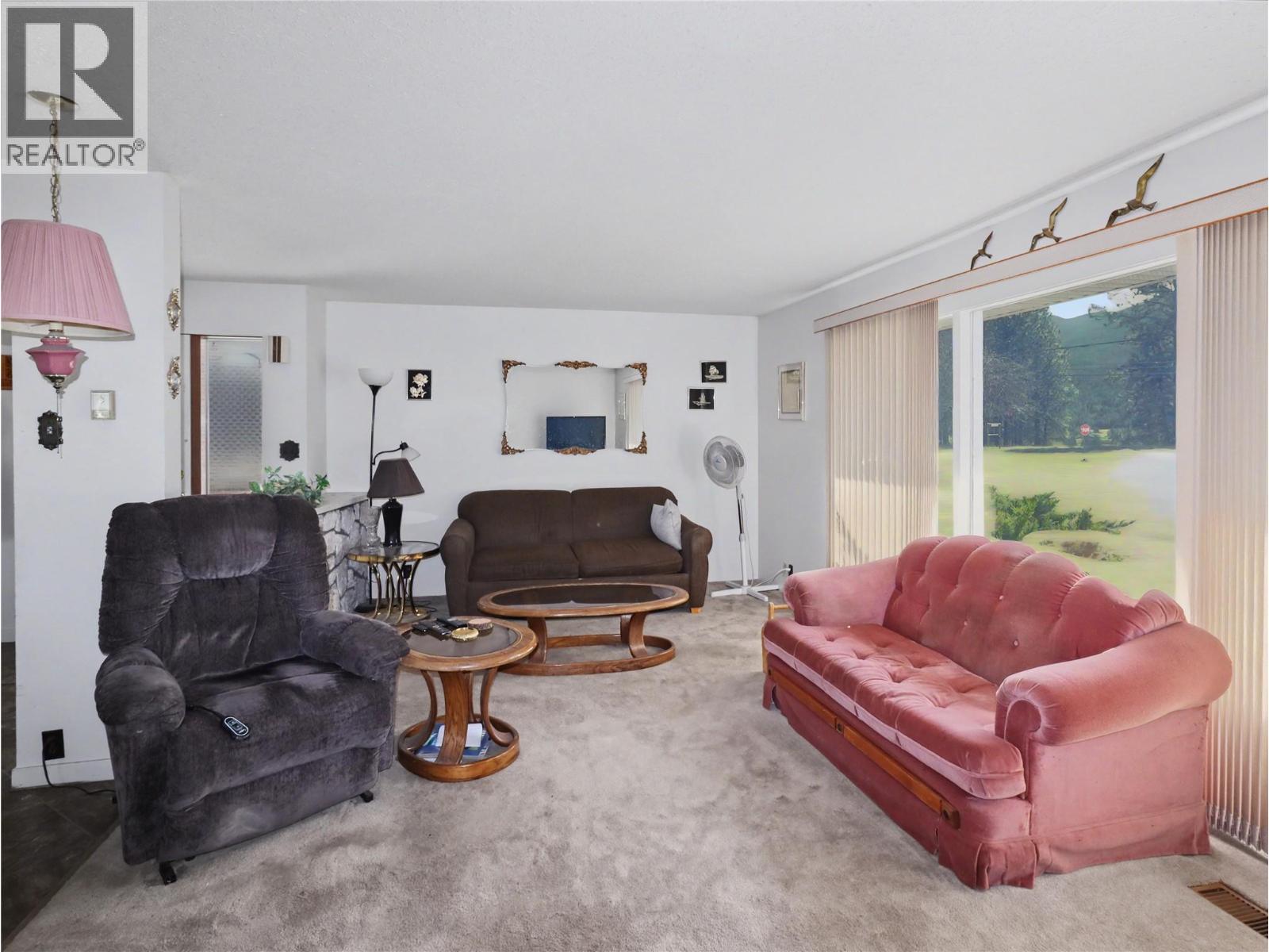 4065 Canning Road, Grand Forks