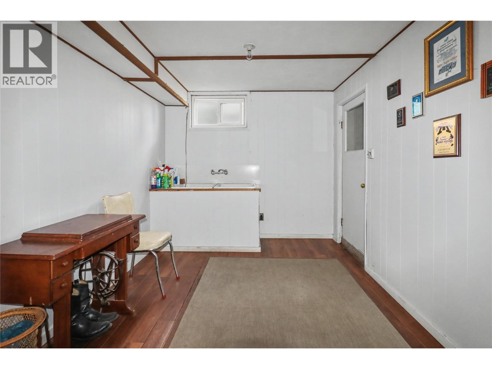 4065 Canning Road, Grand Forks