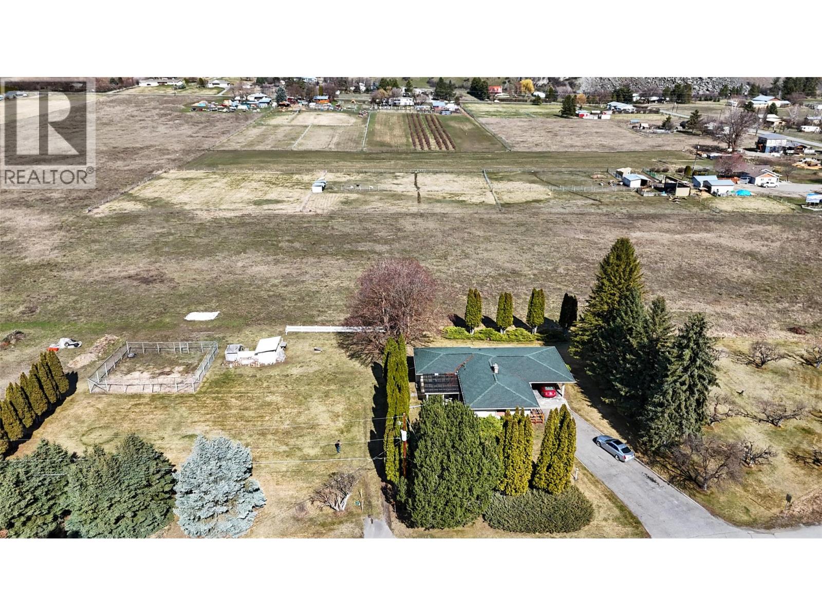 4065 Canning Road, Grand Forks