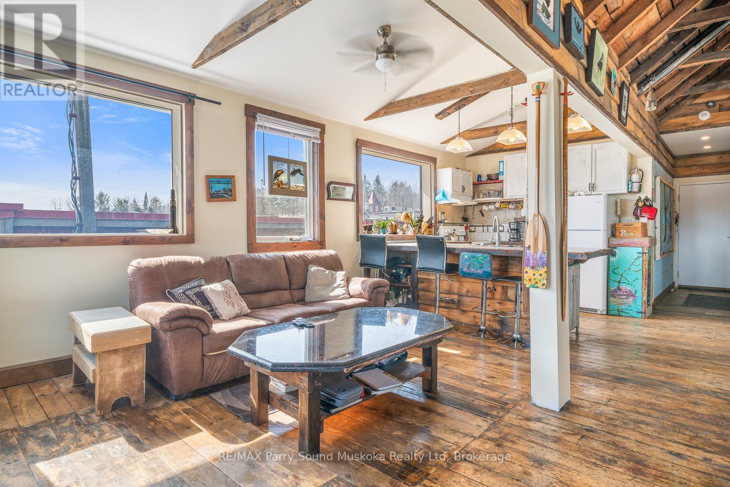 47 GIBSON STREET - 29