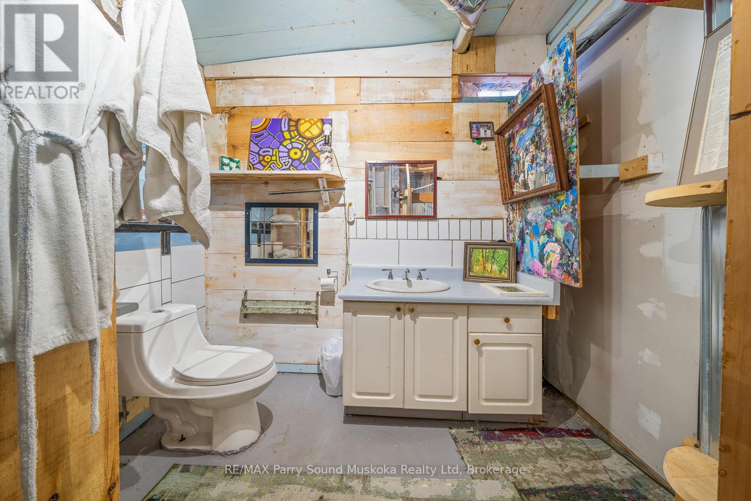 47 GIBSON STREET - 46