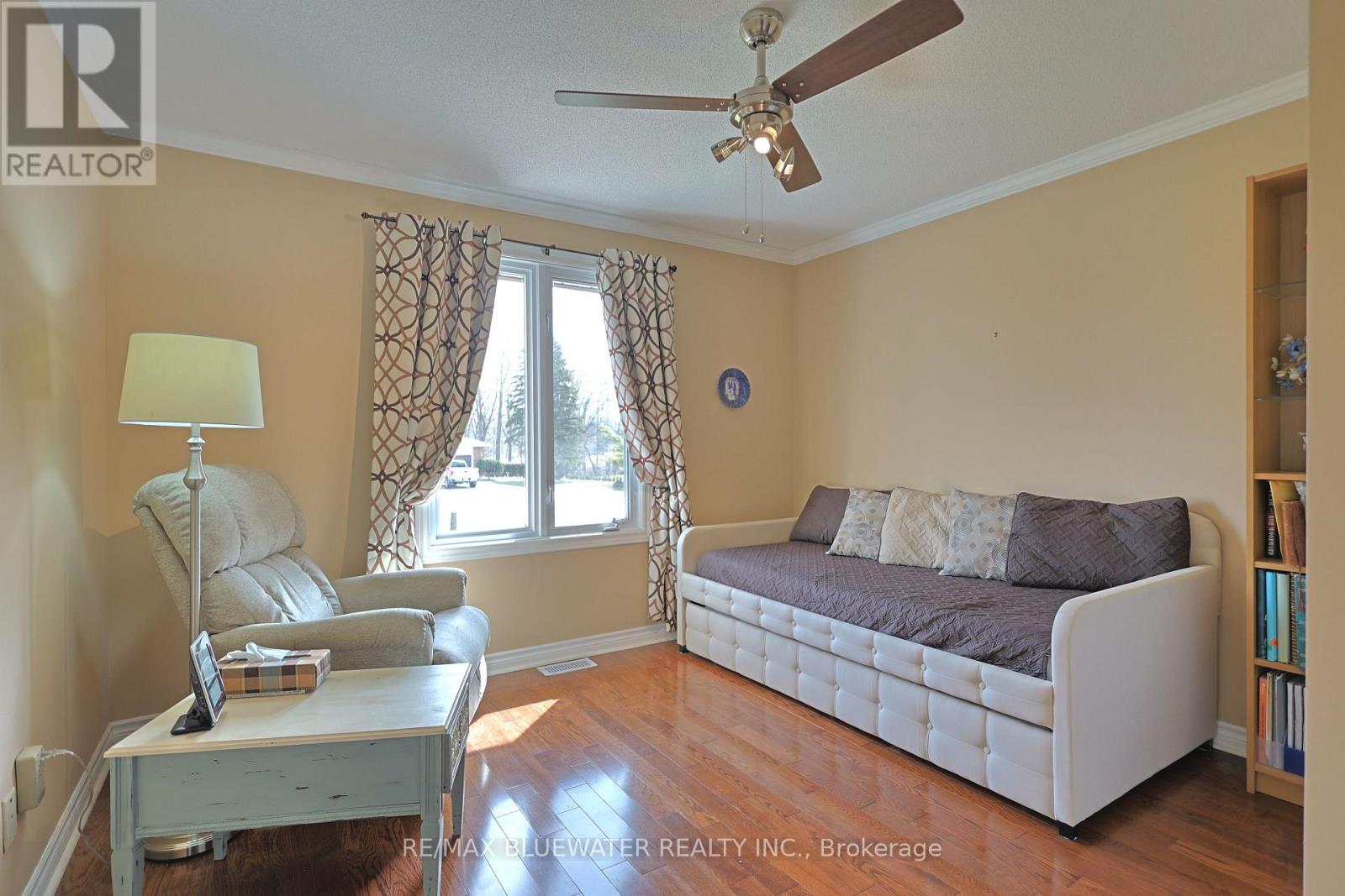 365 STATION STREET - 28