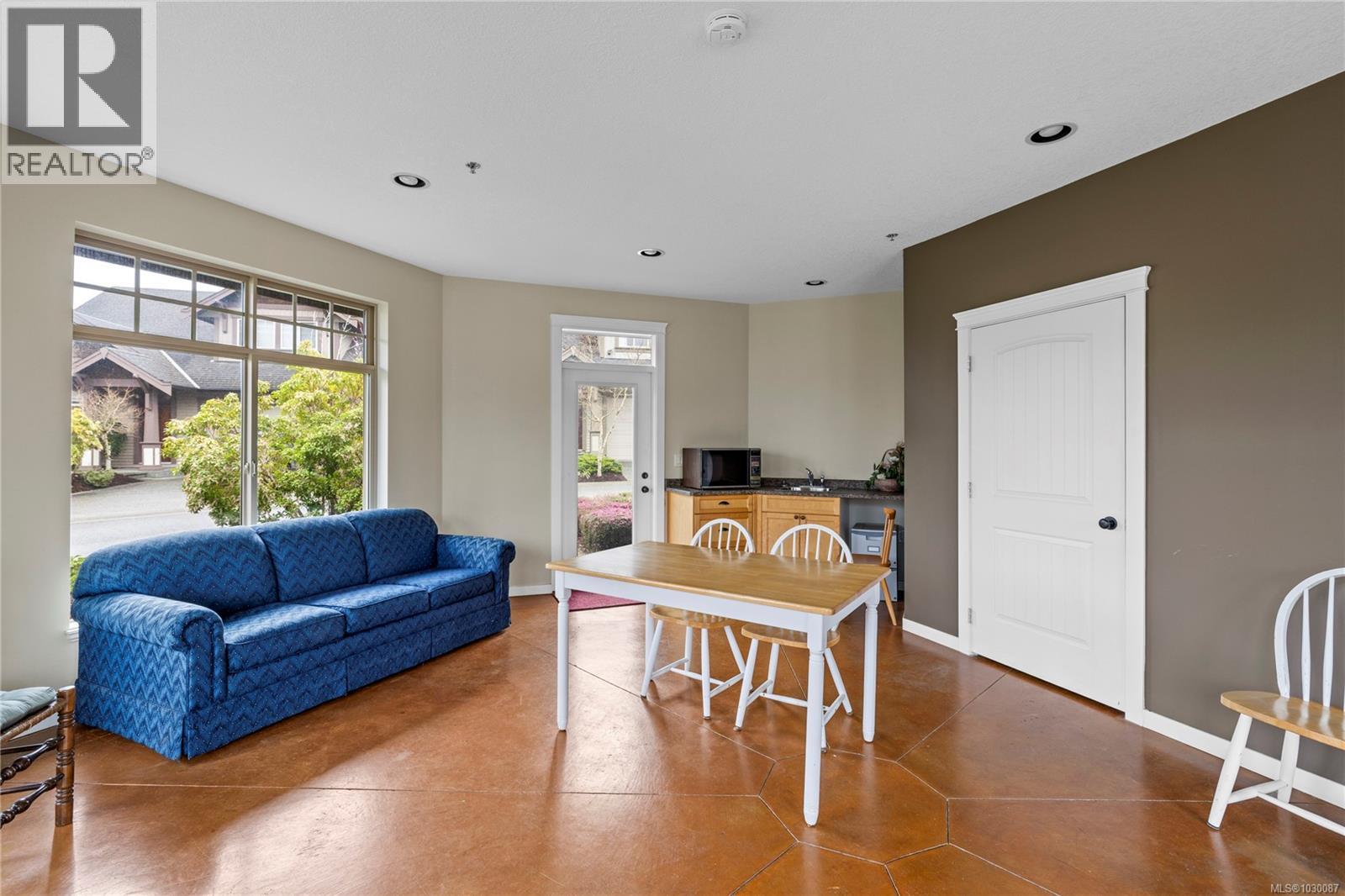 5150 SIMMHER WAY - 34