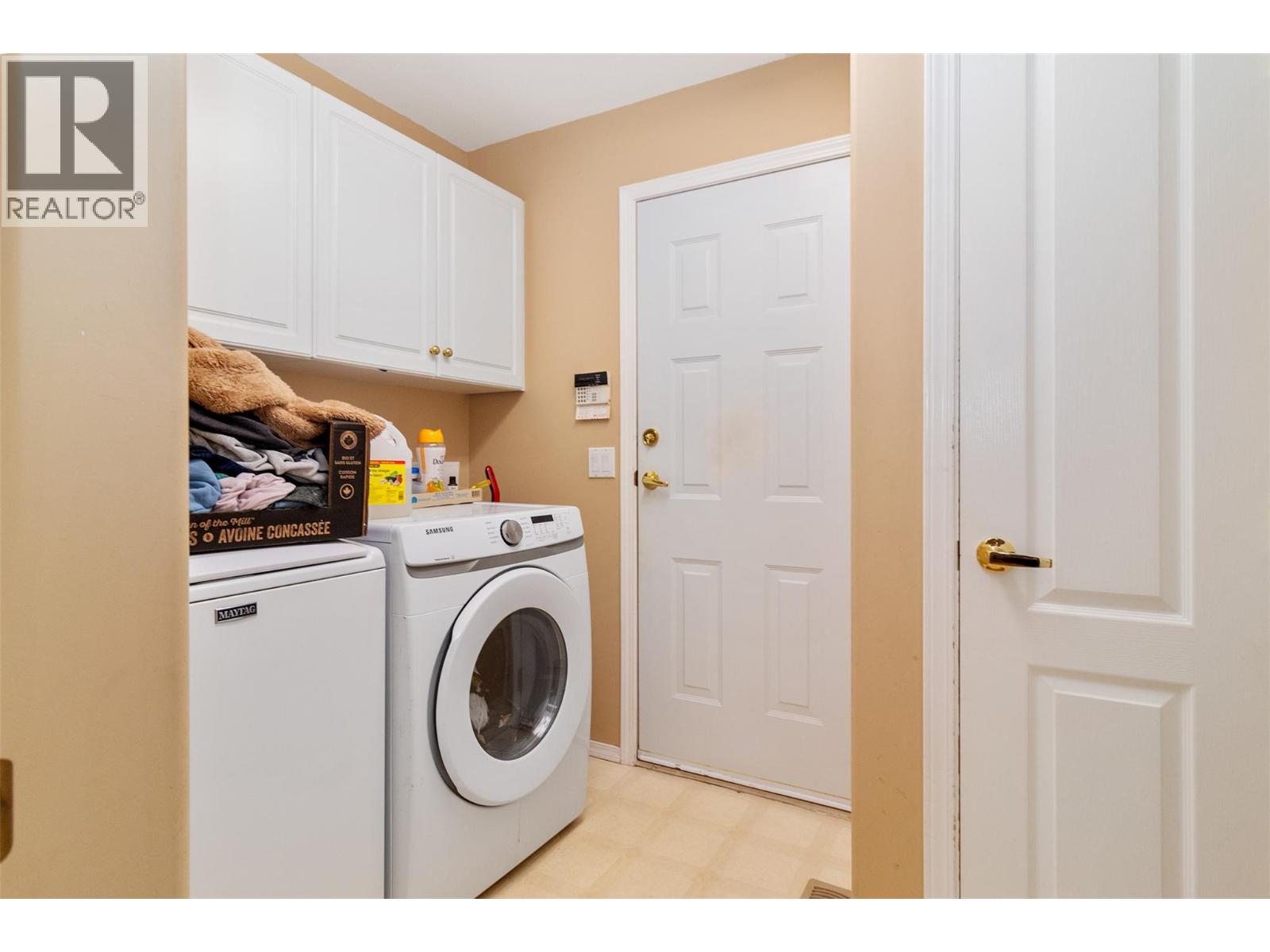  981 Westview Way, West Kelowna