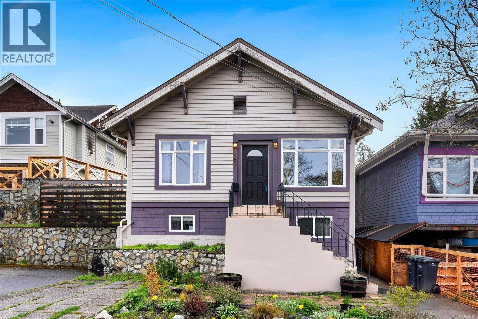  483 Constance Avenue, Esquimalt
