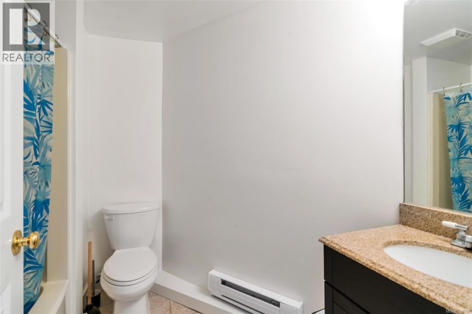  483 Constance Avenue, Esquimalt