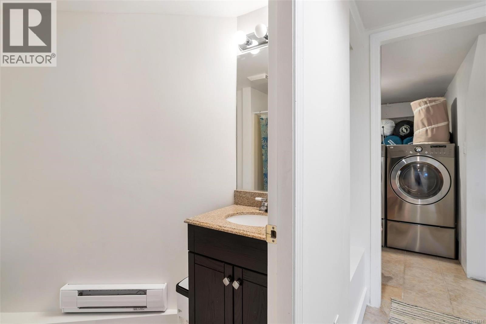  483 Constance Avenue, Esquimalt