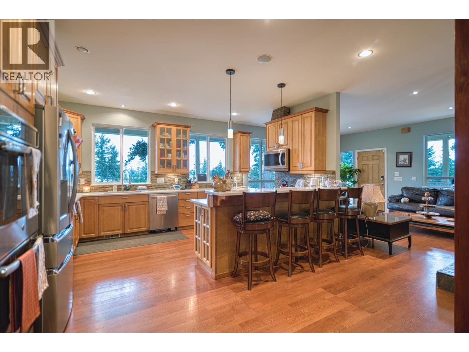 4177 JOHNSTON HEIGHTS DRIVE, Pender Harbour