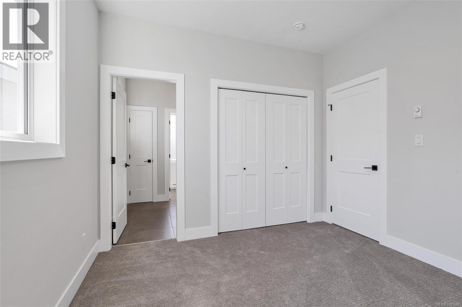 1398 SANDSTONE LANE - 46