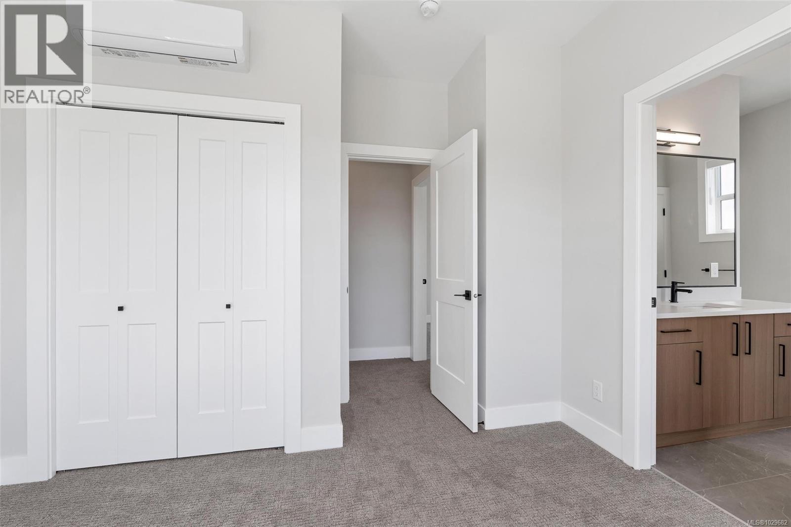 1398 SANDSTONE LANE - 52