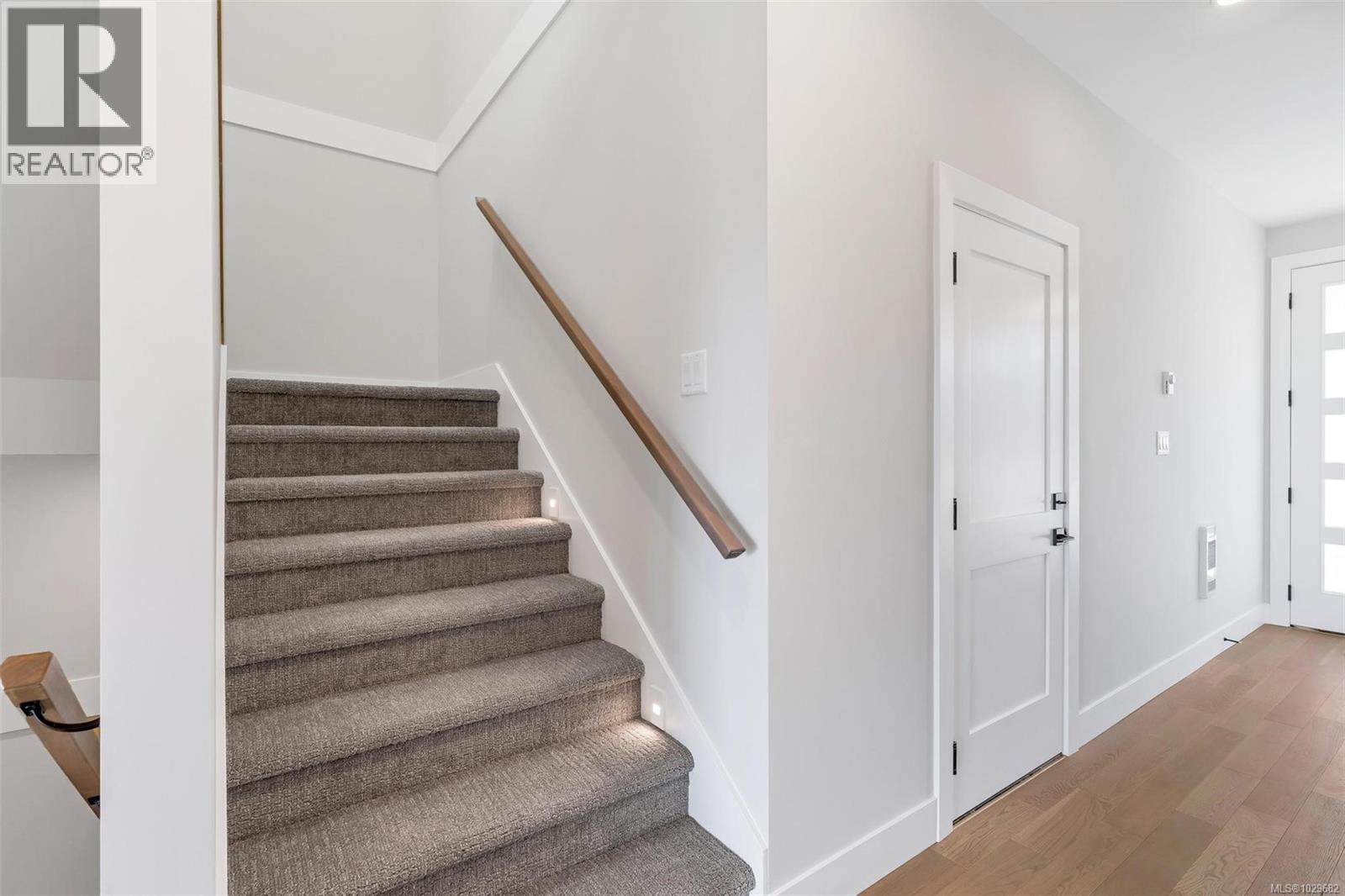 1398 SANDSTONE LANE - 56