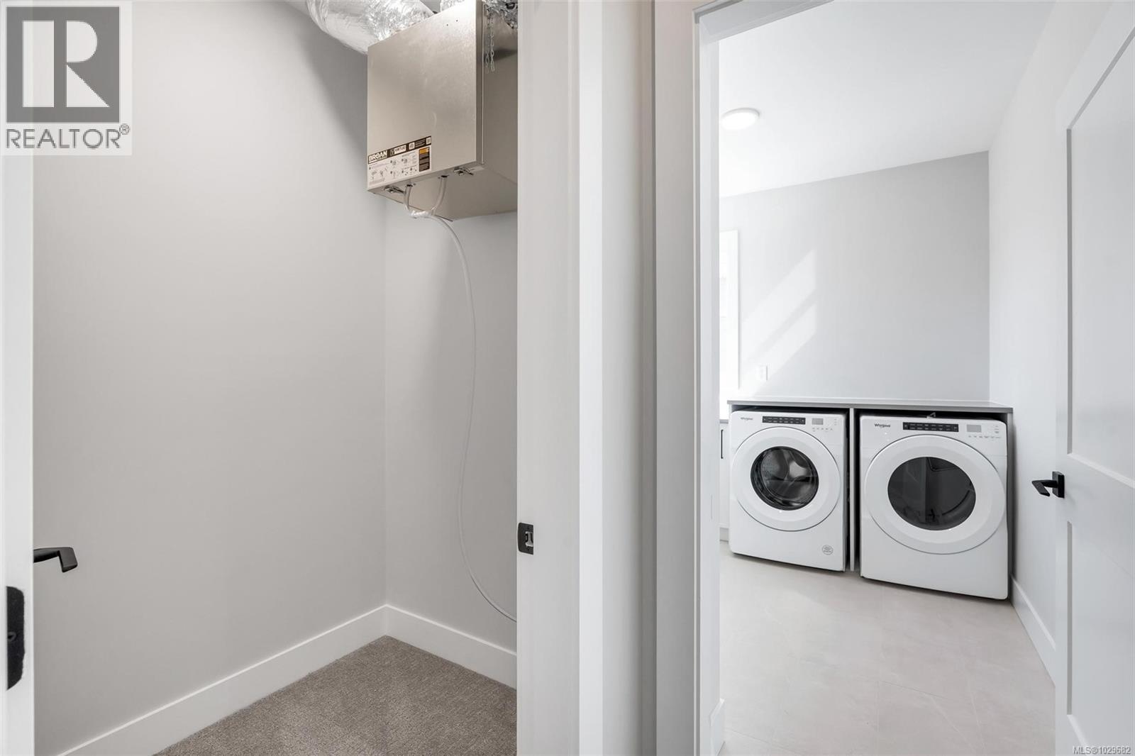 1398 SANDSTONE LANE - 53