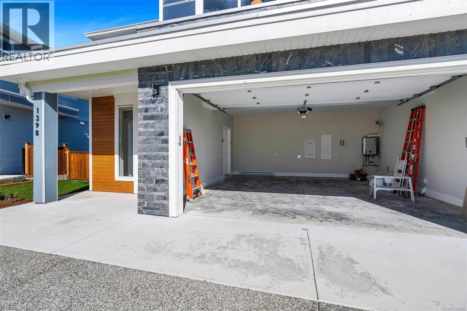 1398 SANDSTONE LANE - 55