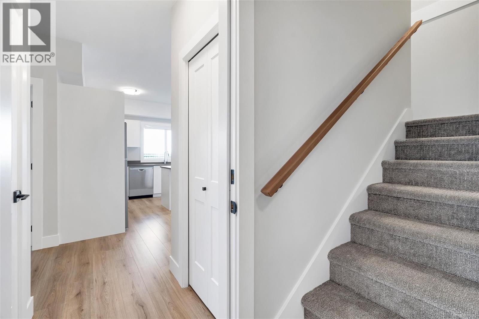 1398 SANDSTONE LANE - 57