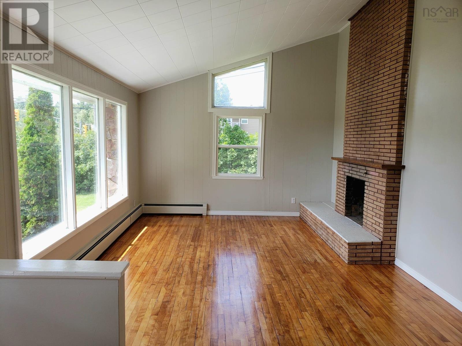 Property 20 of 20 of 398 Belcher Street