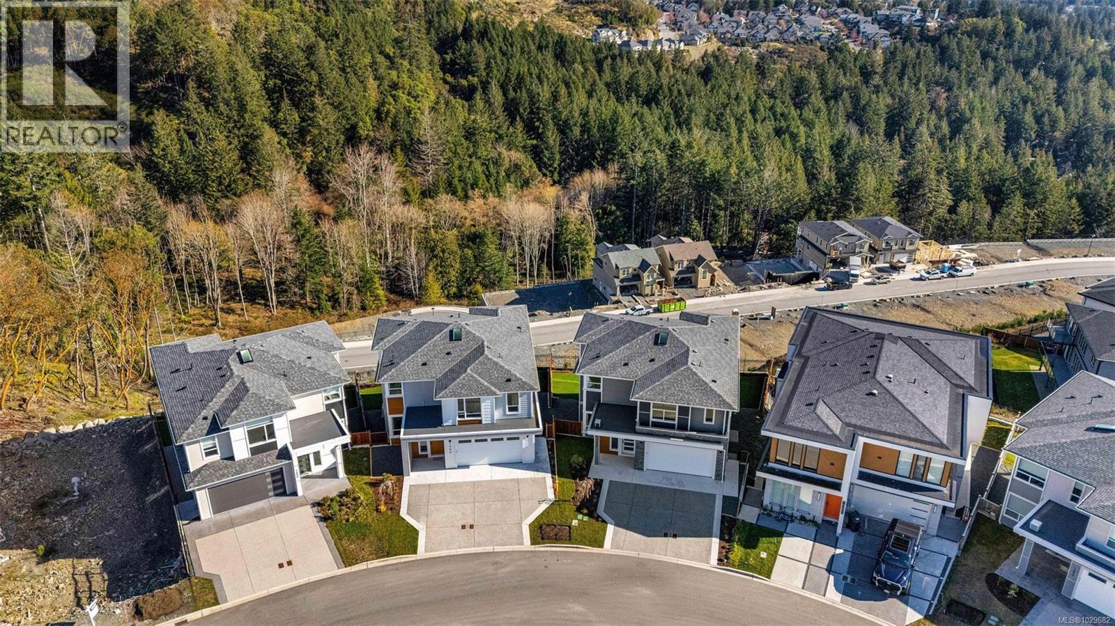 1398 SANDSTONE LANE - 85