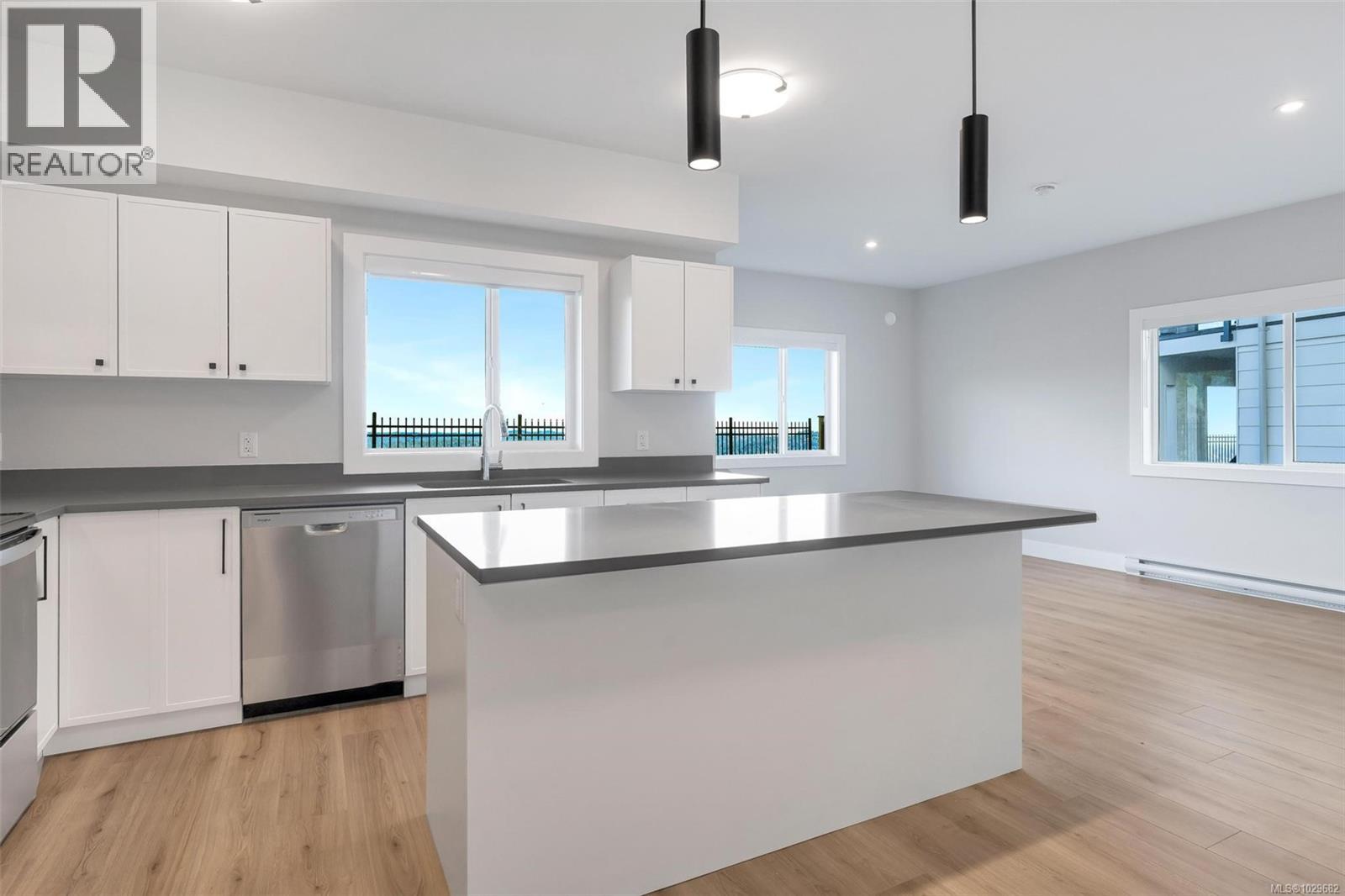 1398 SANDSTONE LANE - 66