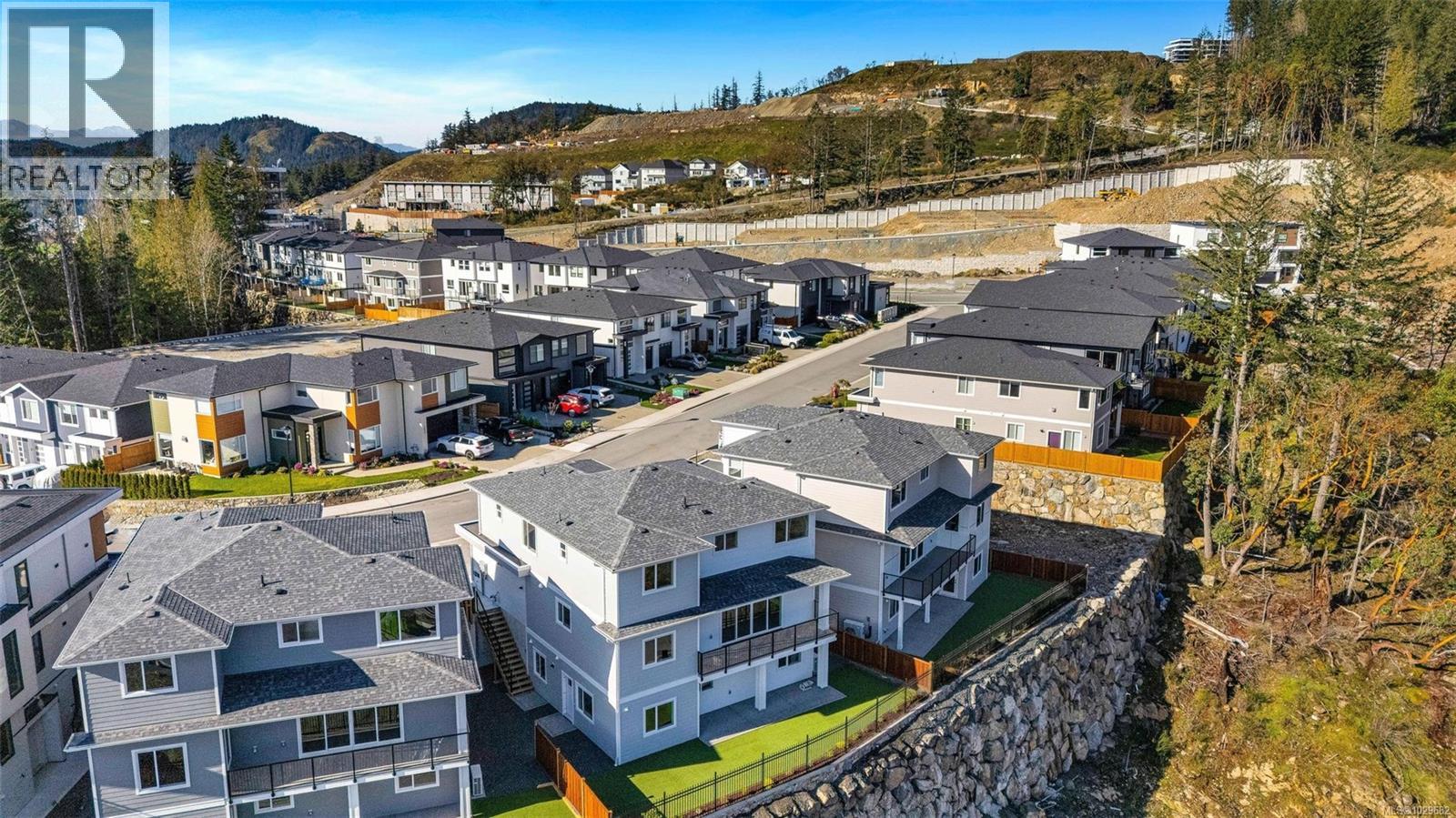 1398 SANDSTONE LANE - 83