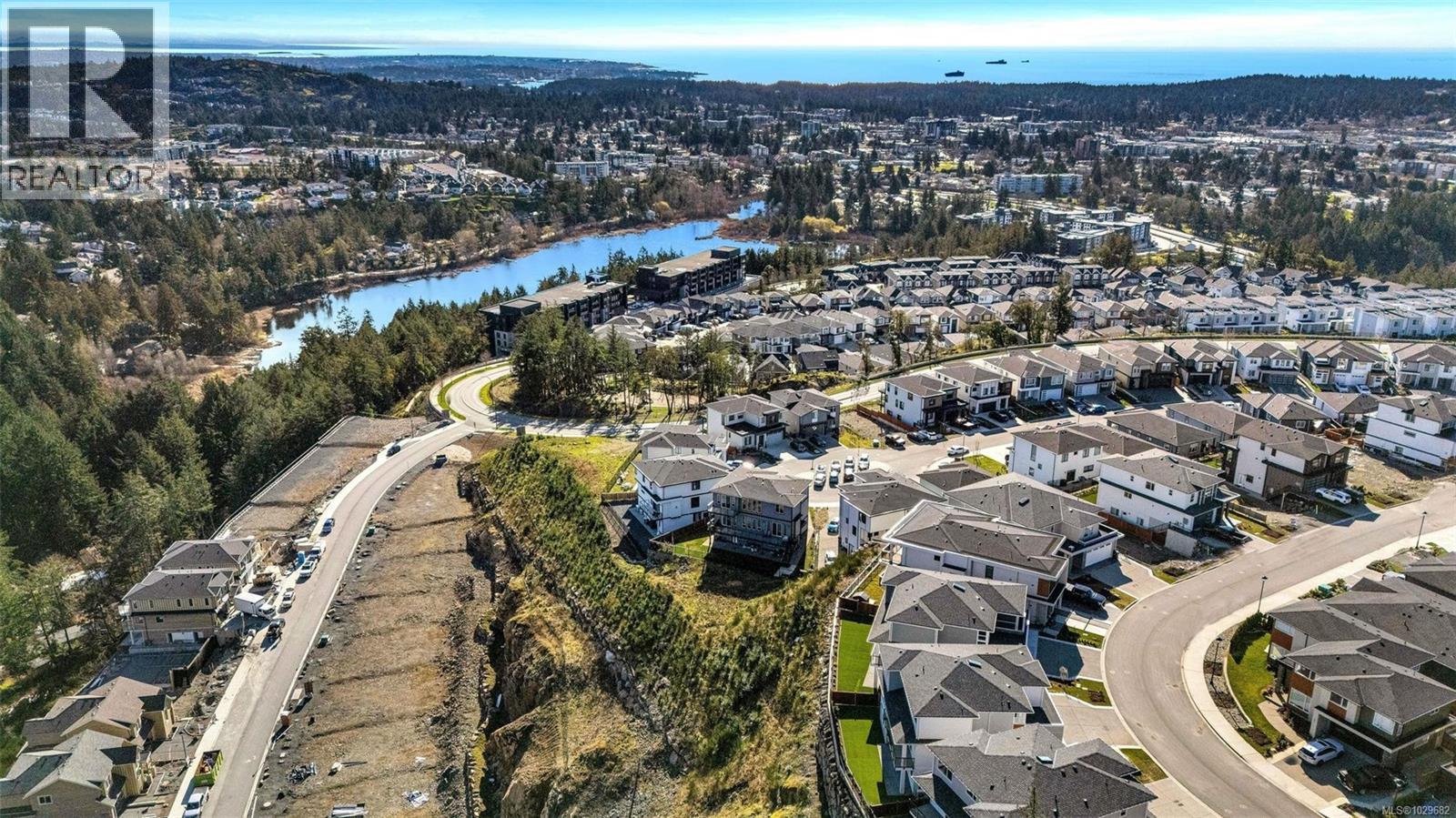 1398 SANDSTONE LANE - 90