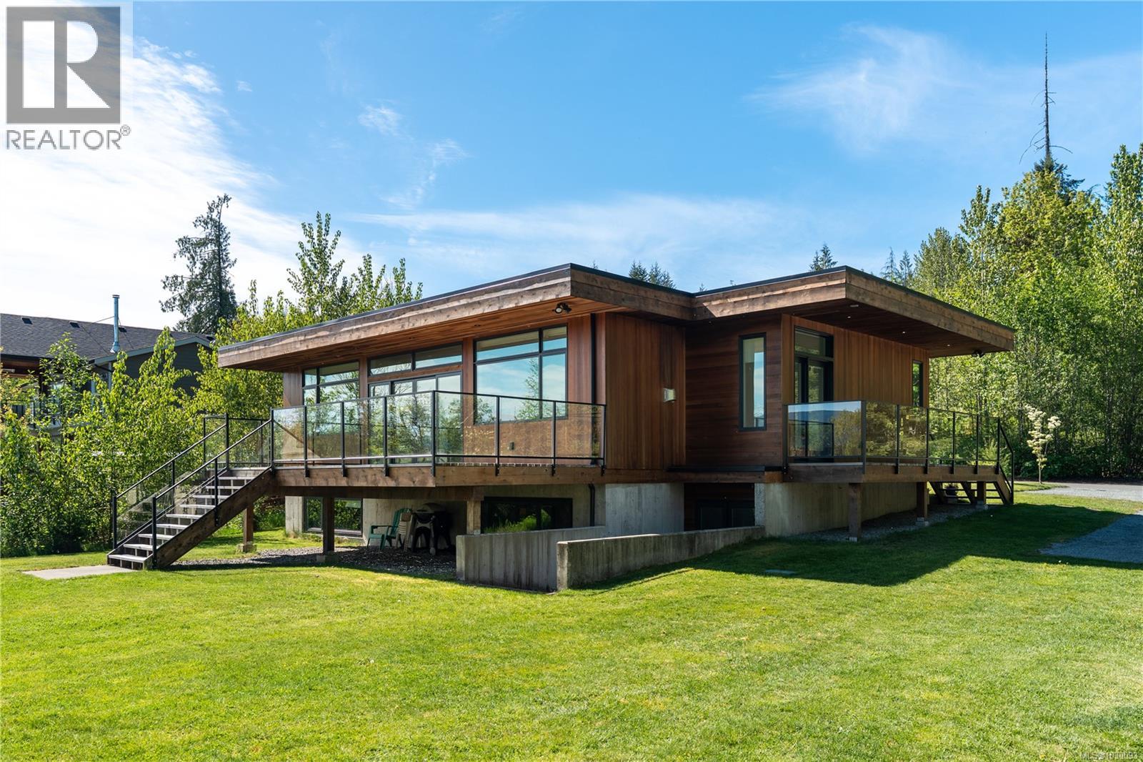  9905 Stin-Qua Road, Honeymoon Bay