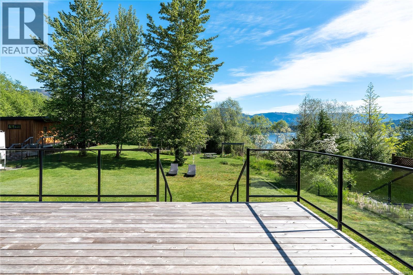  9905 Stin-Qua Road, Honeymoon Bay