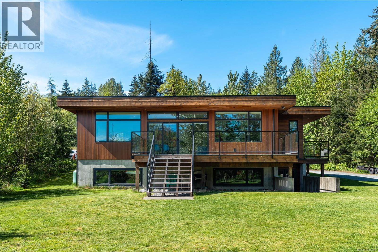  9905 Stin-Qua Road, Honeymoon Bay