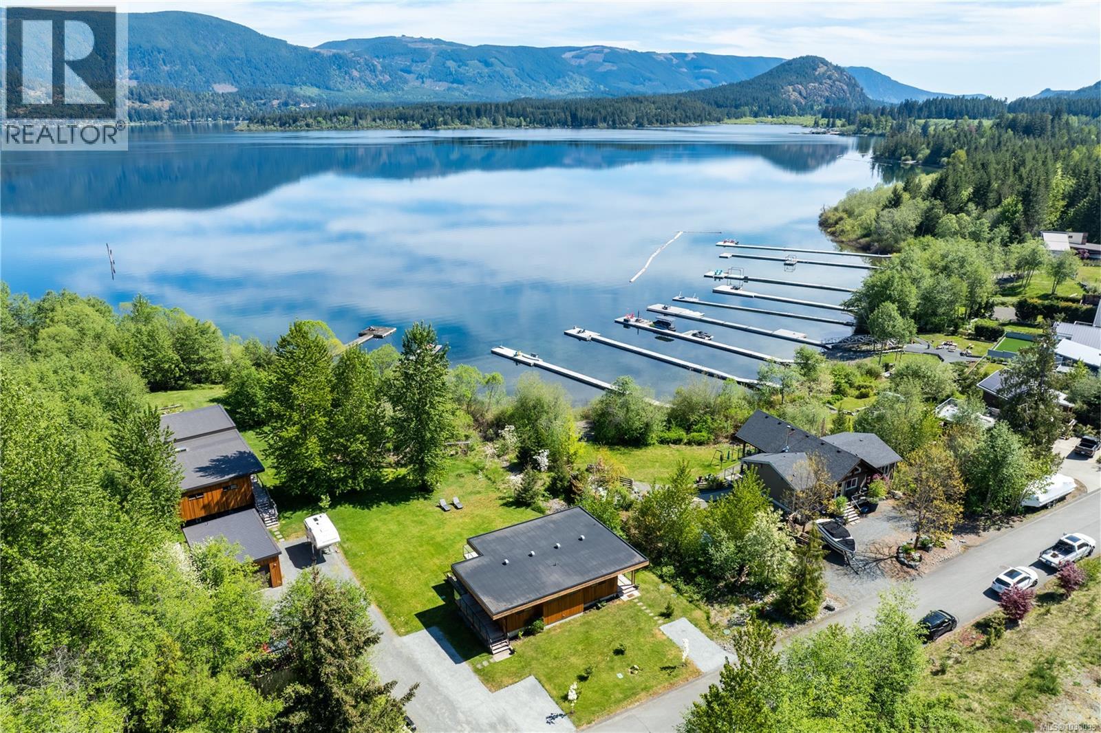  9905 Stin-Qua Road, Honeymoon Bay