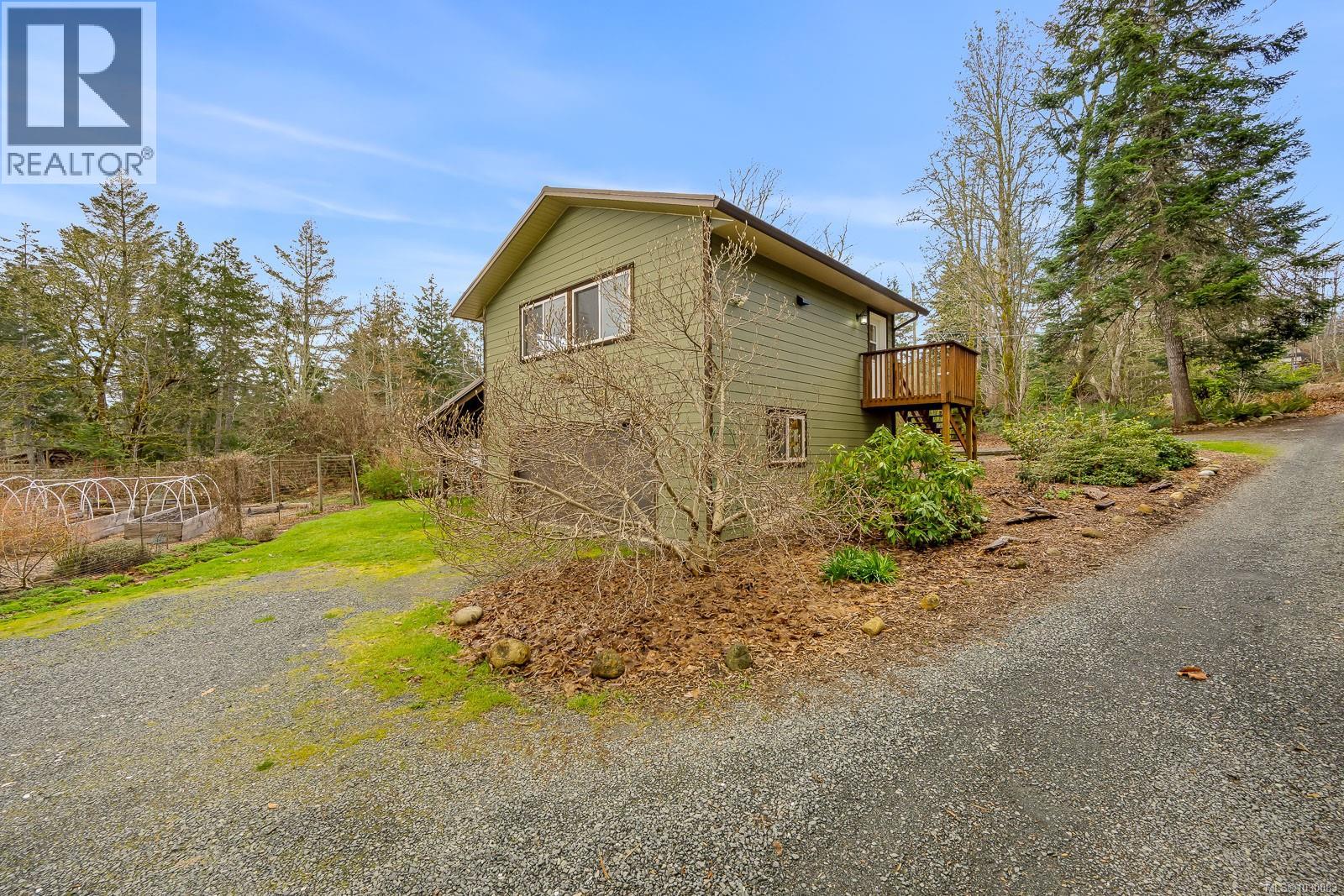 6590 COUNTRY RD - 32