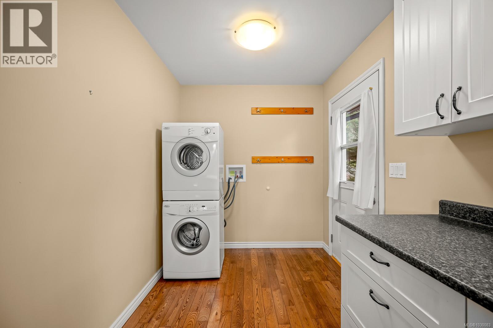 6590 COUNTRY RD - 36