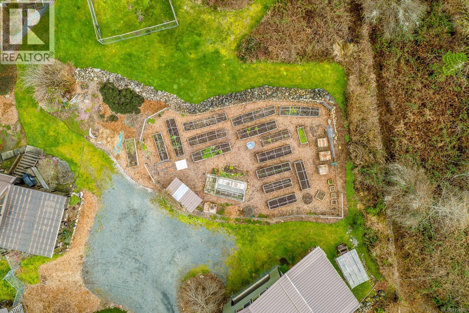 6590 COUNTRY RD - 50