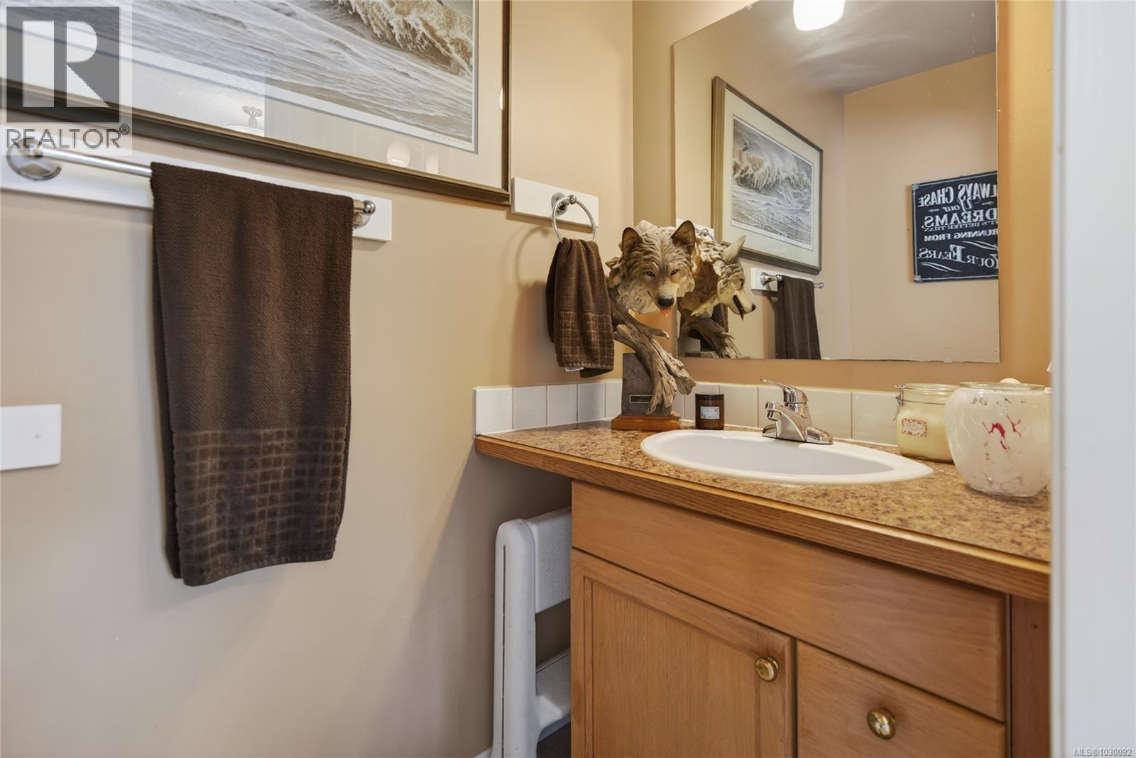 7874 & 7876 FAIRVIEW RD - 22