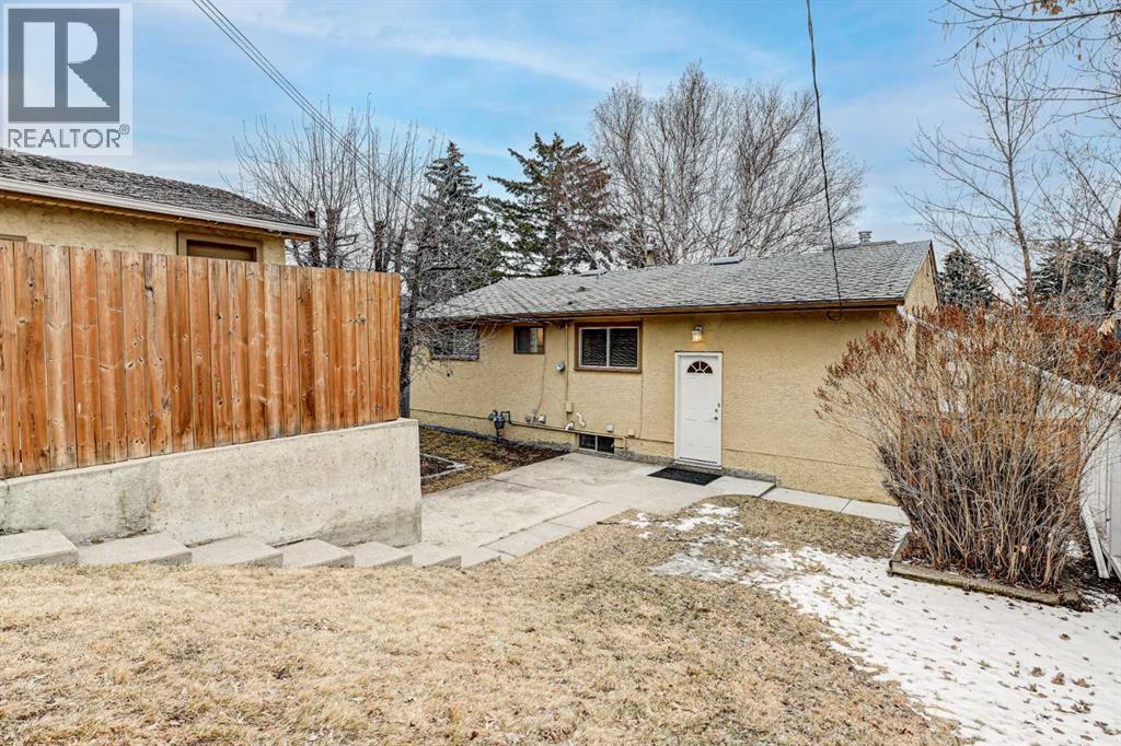 Single Family House Bungalow for Sale in  Fleetwood Drive SE Fairview Calgary 