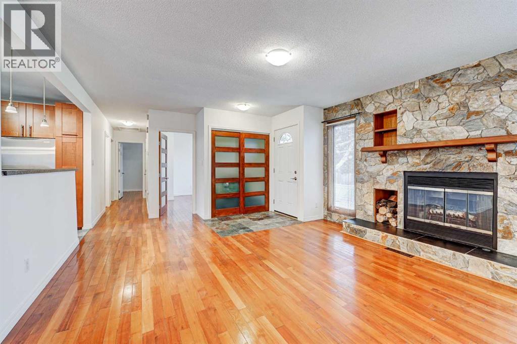 Single Family House Bungalow for Sale in  Fleetwood Drive SE Fairview Calgary 