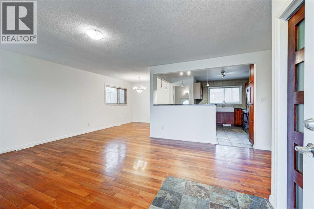 Single Family House Bungalow for Sale in  Fleetwood Drive SE Fairview Calgary 