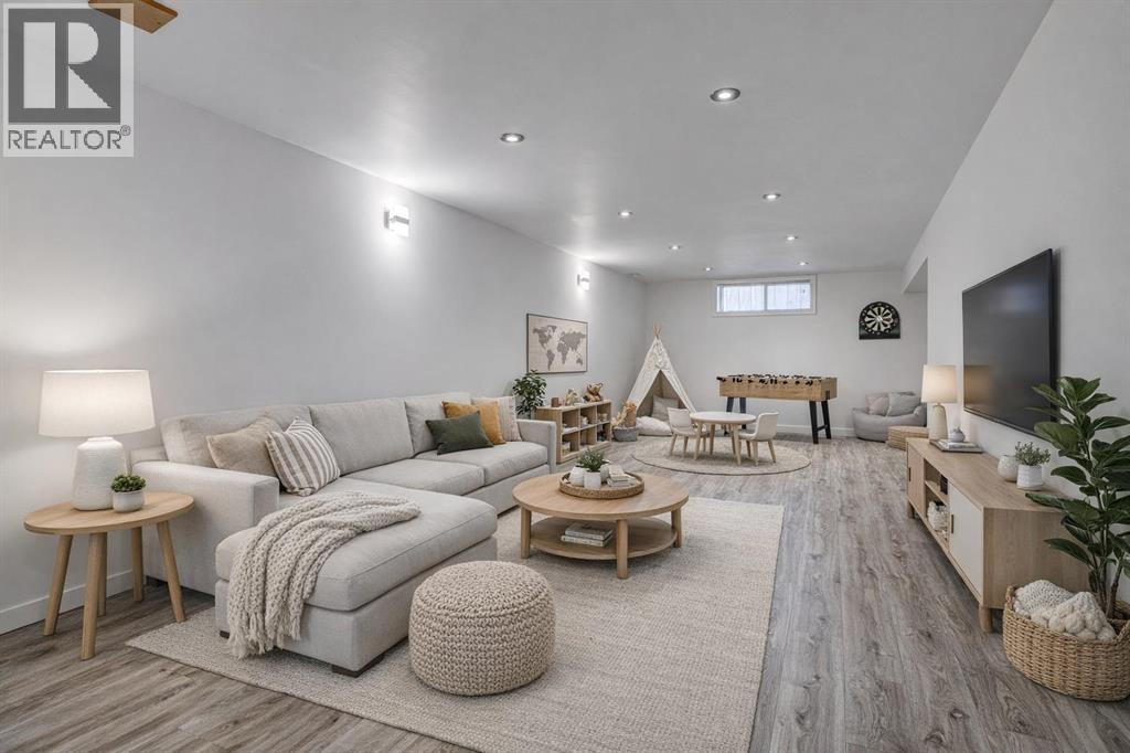 Single Family House Bungalow for Sale in  Fleetwood Drive SE Fairview Calgary 