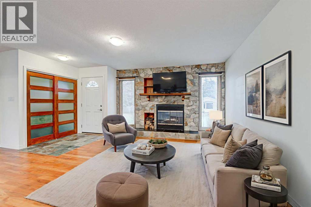 Single Family House Bungalow for Sale in  Fleetwood Drive SE Fairview Calgary 